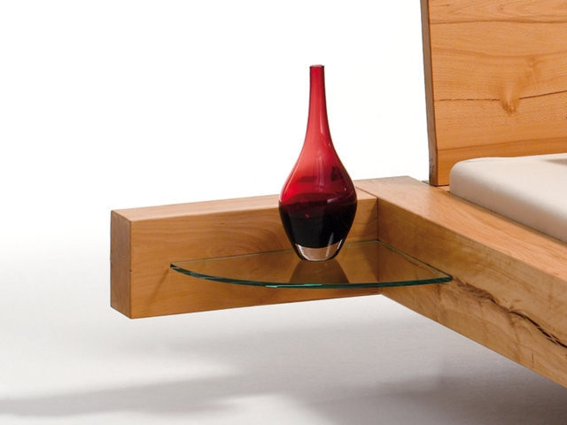 Balkenbett_Nachttisch_Anstecktisch_Klarglas