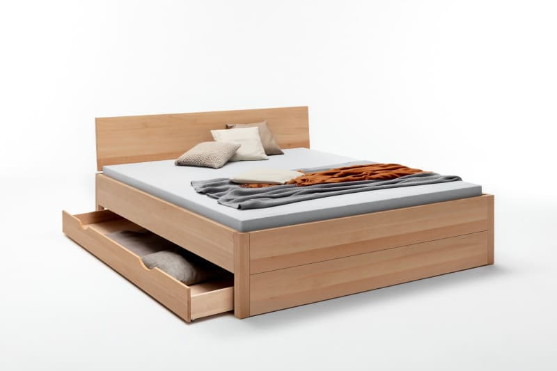 Bett mit geöffnetem Bettkasten Stine Massivholz Buche