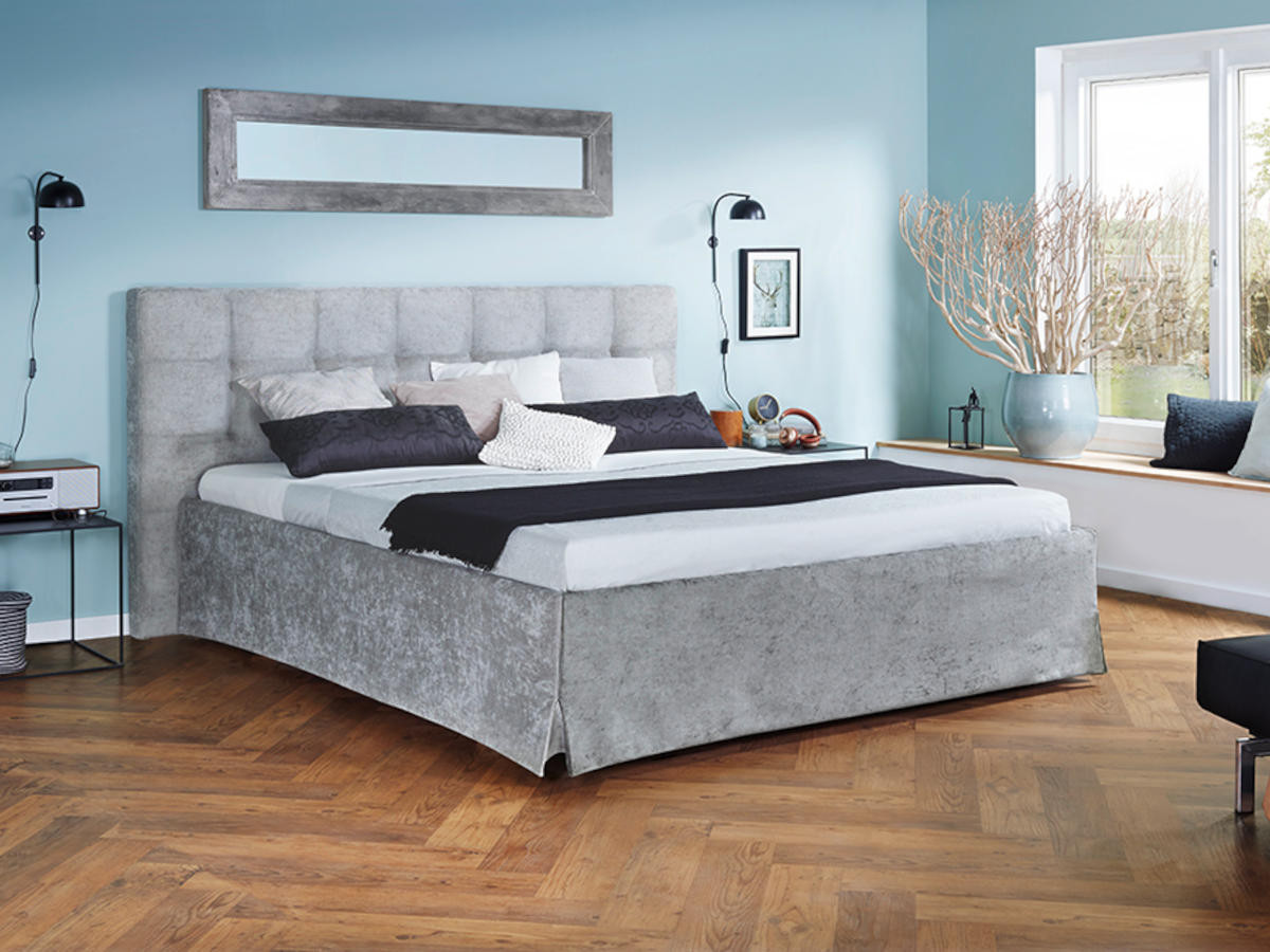 Metallfreies Luxuspolsterbett Elaya IV, Bezugsstoff Glennville Grau, Lehne Rechtecksteppung, Milieu