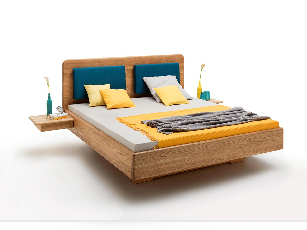 Eiche Schwebebett Feuchtwangen_mit_Anstecktischen,_Größe_200x180cm_Seitenansicht