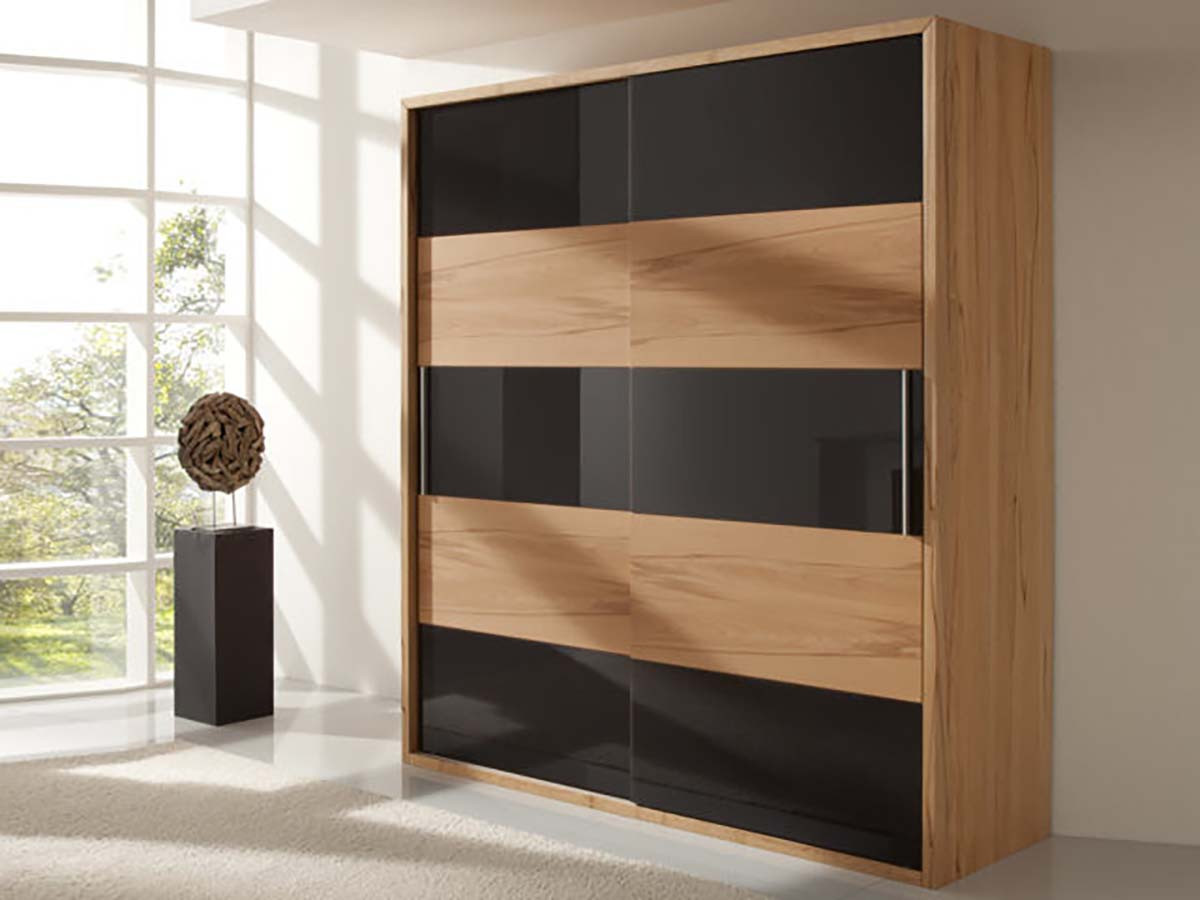 SALE Schiebetürenschrank Blumenstein in Kernbuche geölt, Größe 150cm x 200cm x 63cm