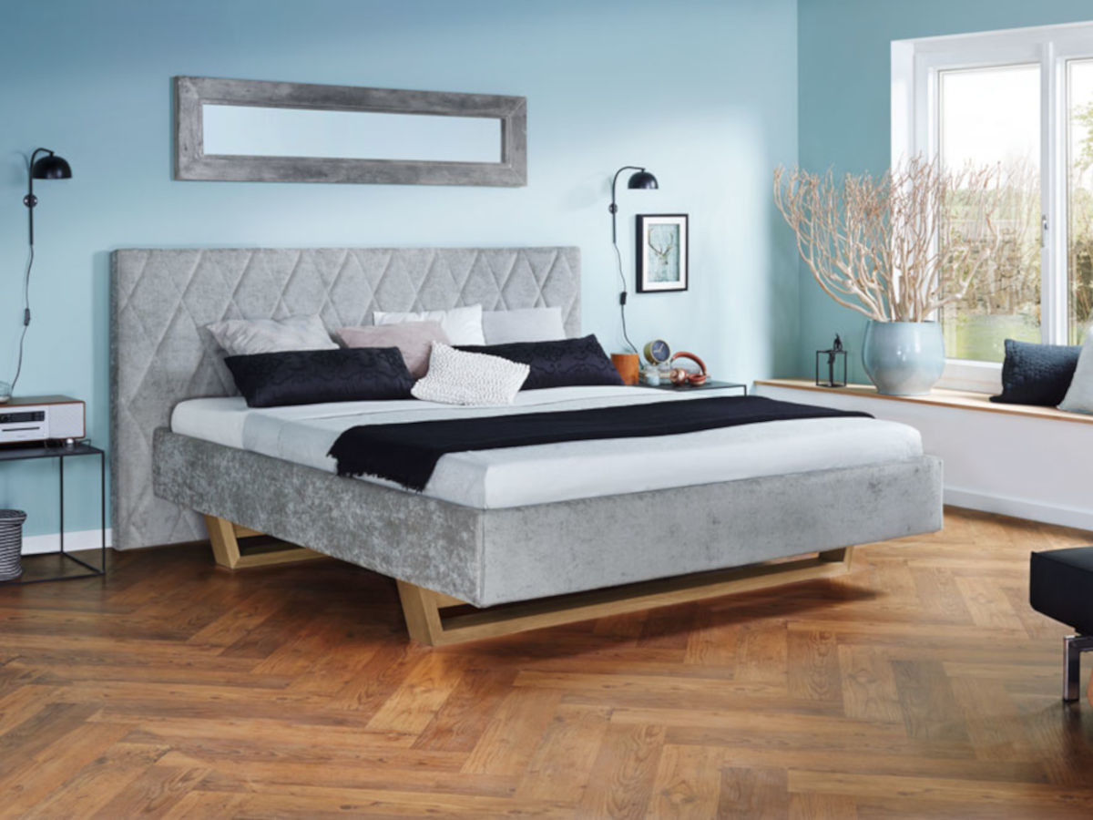 Metallfreies Luxuspolsterbett Valka III, Bezugsstoff Glennville Grau, Lehne Rautensteppung, Milieu