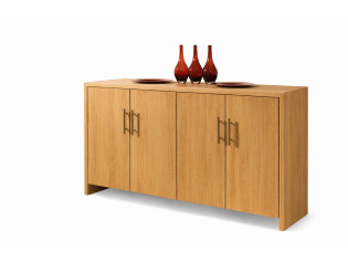 Eche-Sideboard 1 freigestellt
