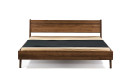 Massivholzbett Nia Shona Esche, Nuss geölt, Frontansicht 2