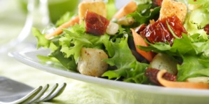 Bild: Gesunder leichter Salat